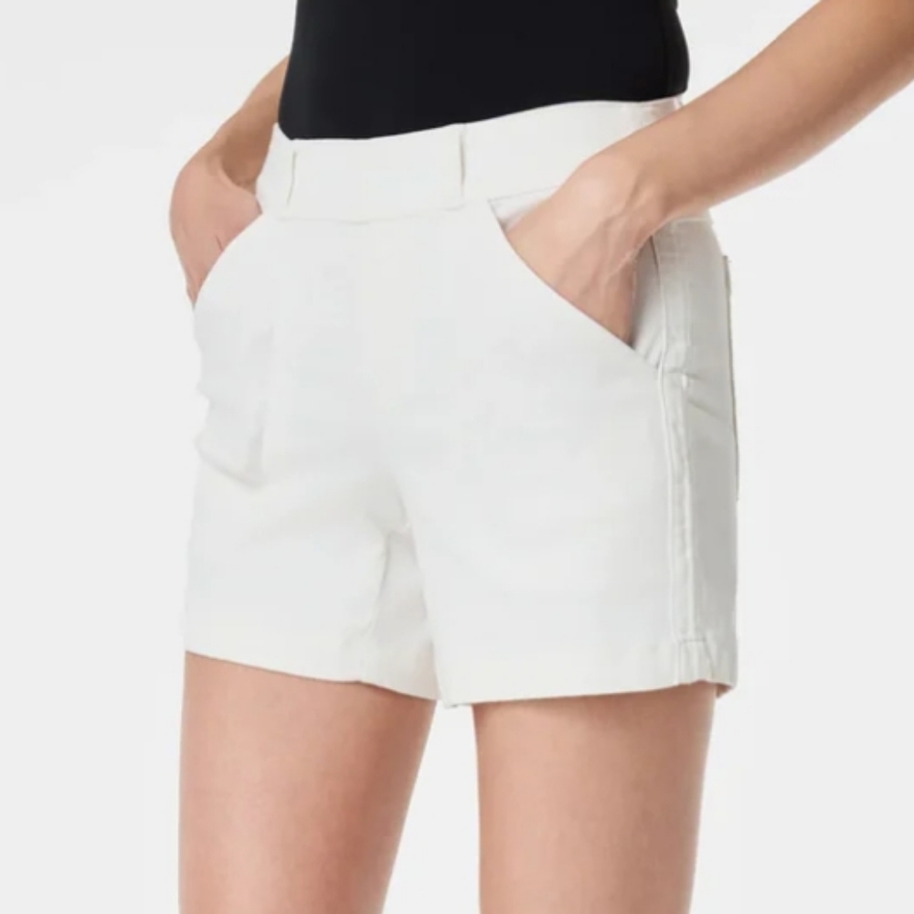 SPANX Twill "4 Classic Bright White Eith Pockets Shorts Size XL Chic Minimalist